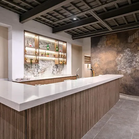 Sun Heaven Queen 阿拉尼亚