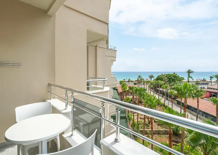 Sun Heaven Queen אלאניה