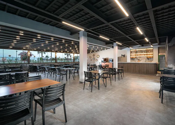 Sun Heaven Queen Hotell 4*