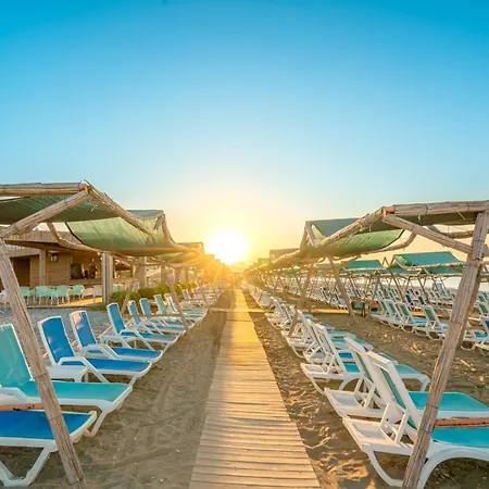 Sun Heaven Queen Отель 4*